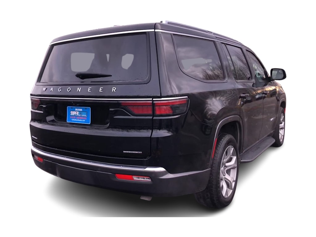 Thumbnail: 2022 Jeep Wagoneer - 21