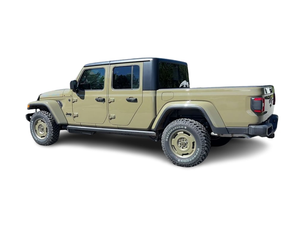 Thumbnail: 2026 Jeep Gladiator - 21