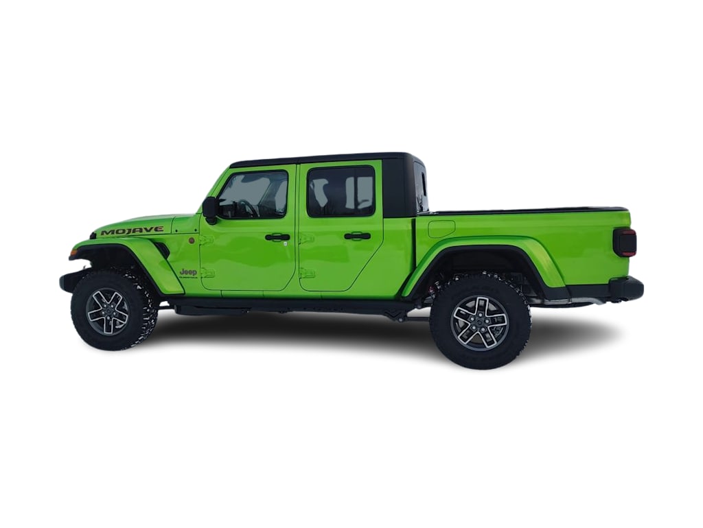 Thumbnail: 2026 Jeep Gladiator - 17