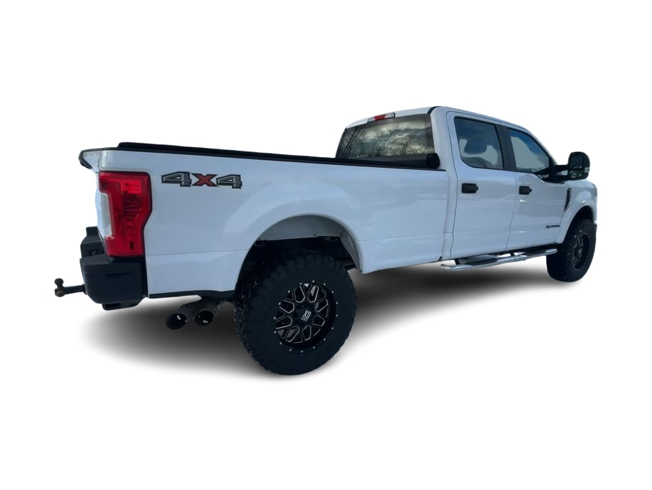 Thumbnail: 2018 Ford F-350 - 22