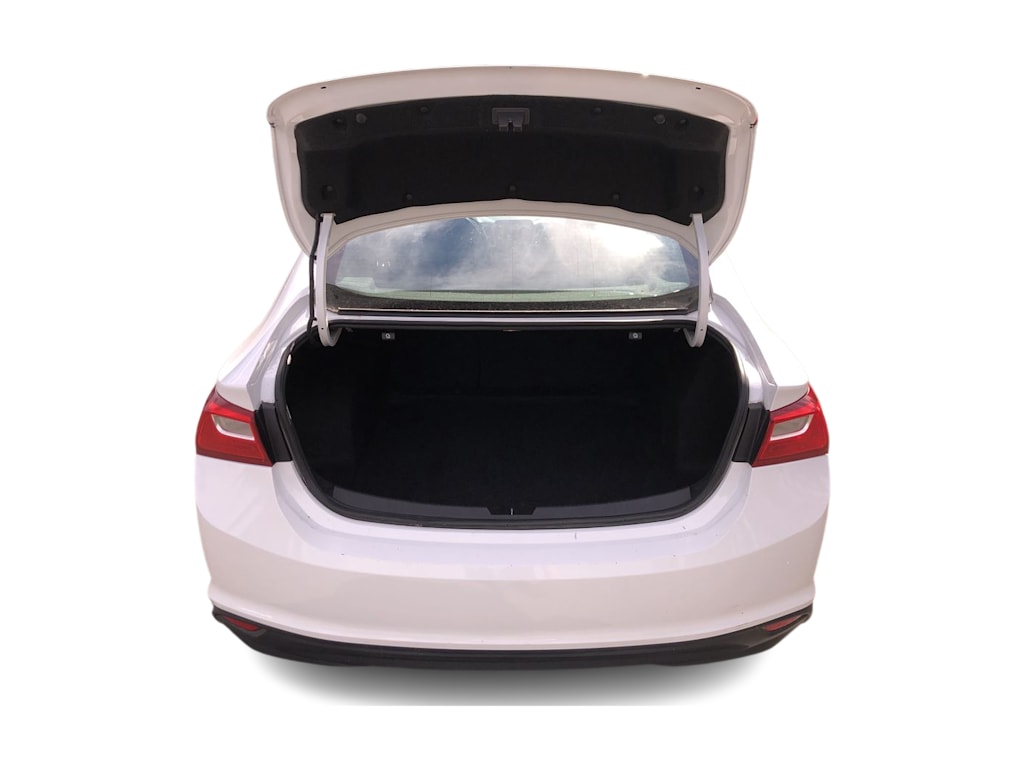 Thumbnail: 2023 Chevrolet Malibu - 14