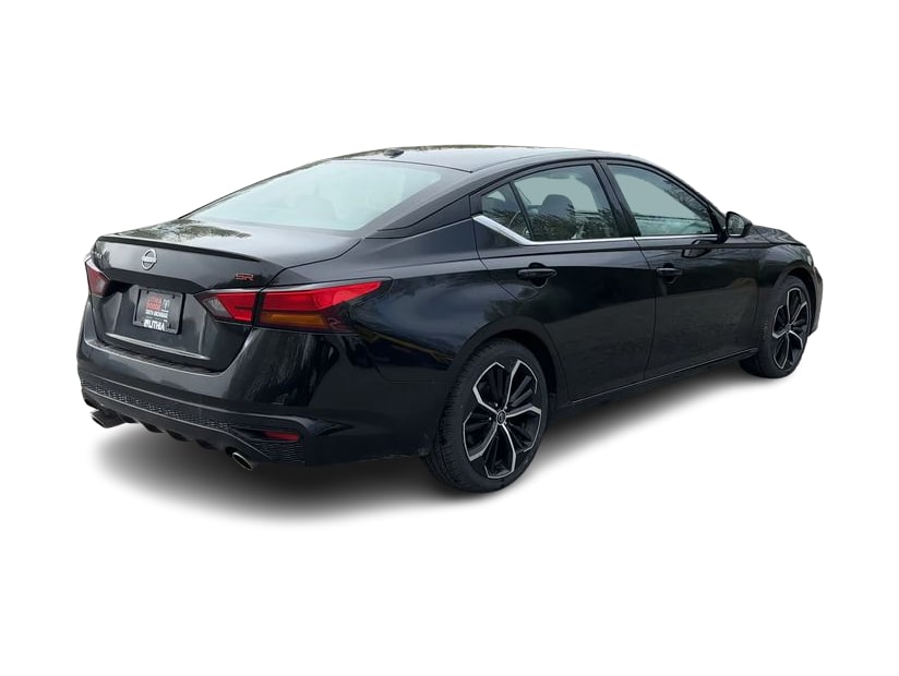 Thumbnail: 2024 Nissan Altima - 24