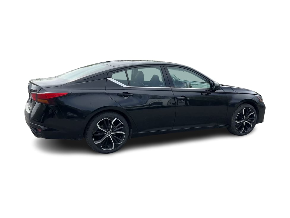 Thumbnail: 2024 Nissan Altima - 25