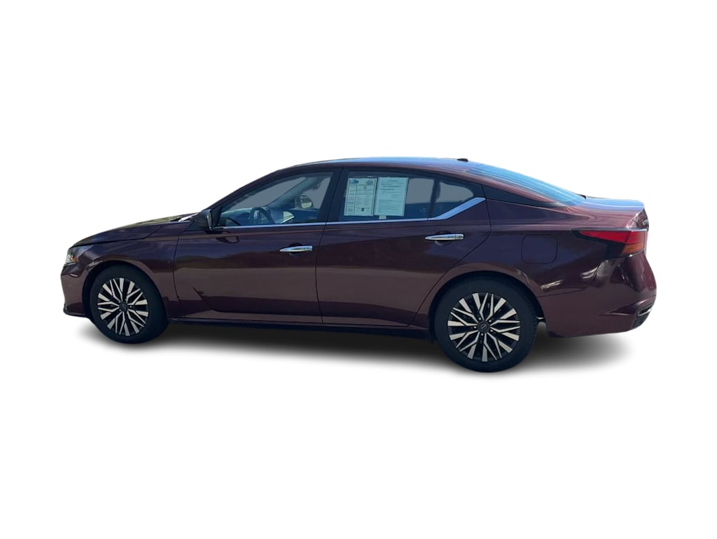 Thumbnail: 2024 Nissan Altima - 21