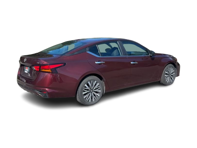 Thumbnail: 2024 Nissan Altima - 24