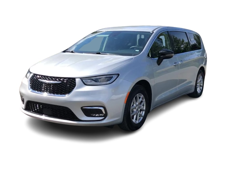 Thumbnail: 2024 Chrysler Pacifica - 16