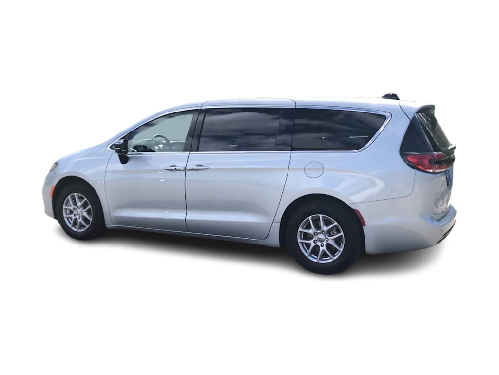 Thumbnail: 2024 Chrysler Pacifica - 19