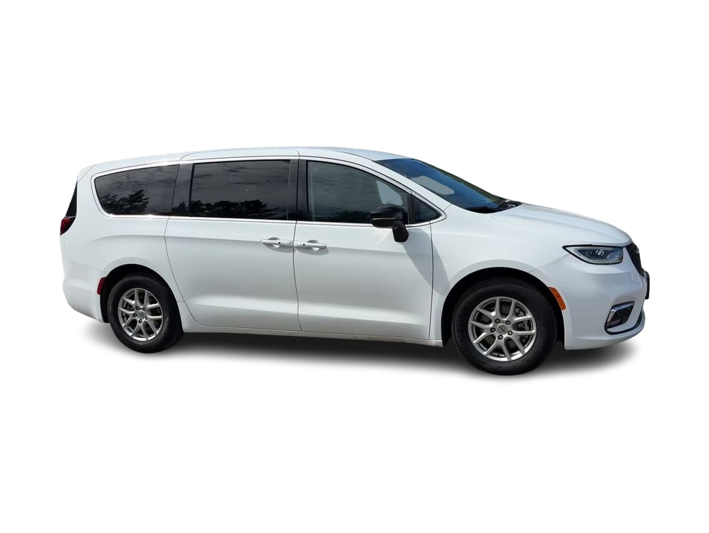 Thumbnail: 2024 Chrysler Pacifica - 26