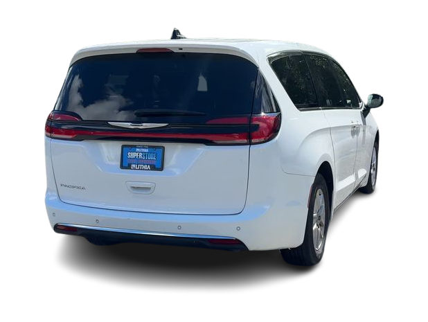 Thumbnail: 2025 Chrysler Pacifica - 22