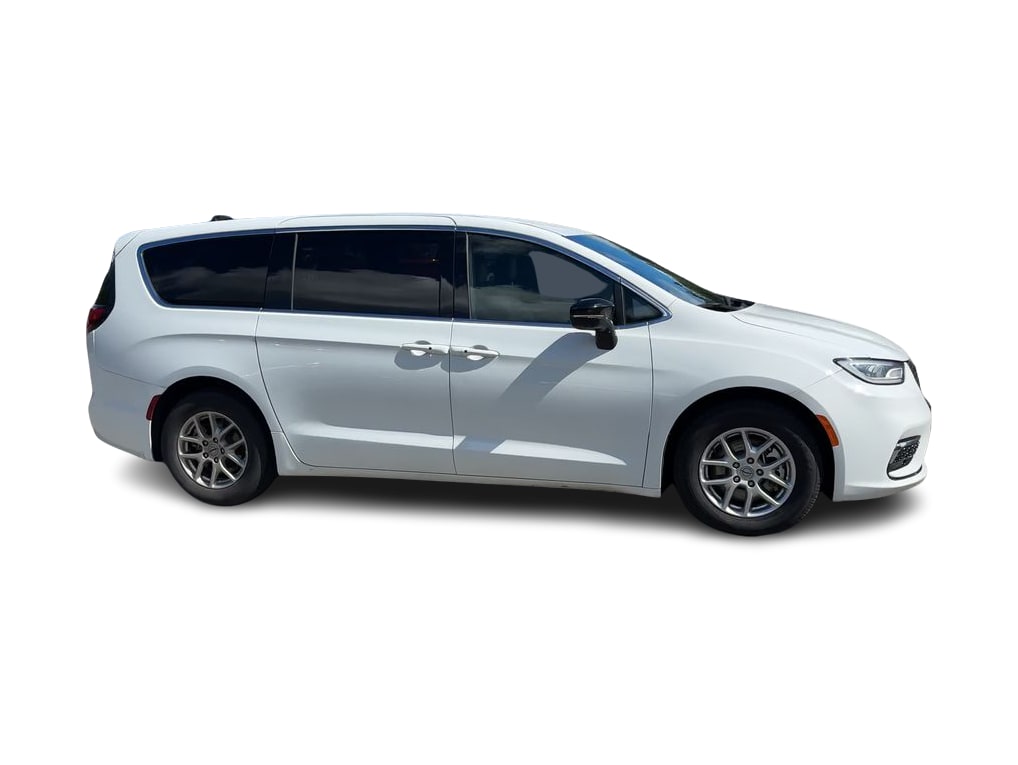 Thumbnail: 2025 Chrysler Pacifica - 26