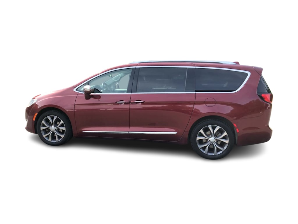 Thumbnail: 2019 Chrysler Pacifica - 18