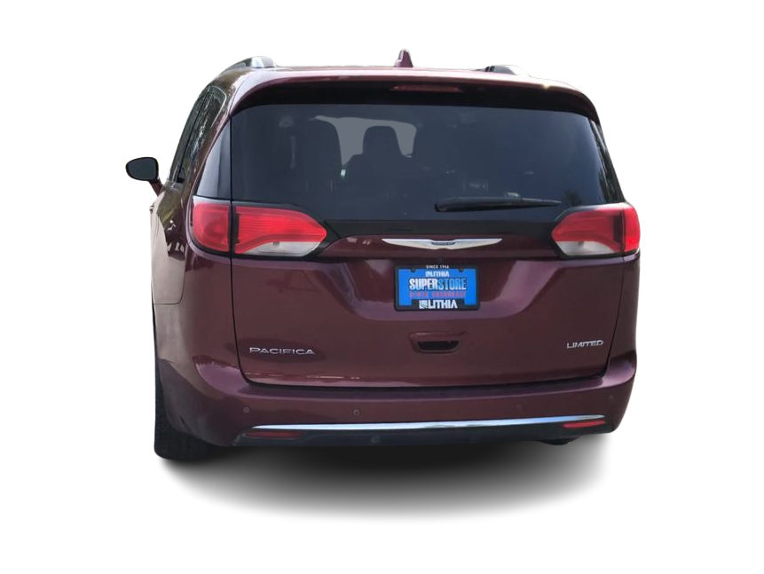 Thumbnail: 2019 Chrysler Pacifica - 5