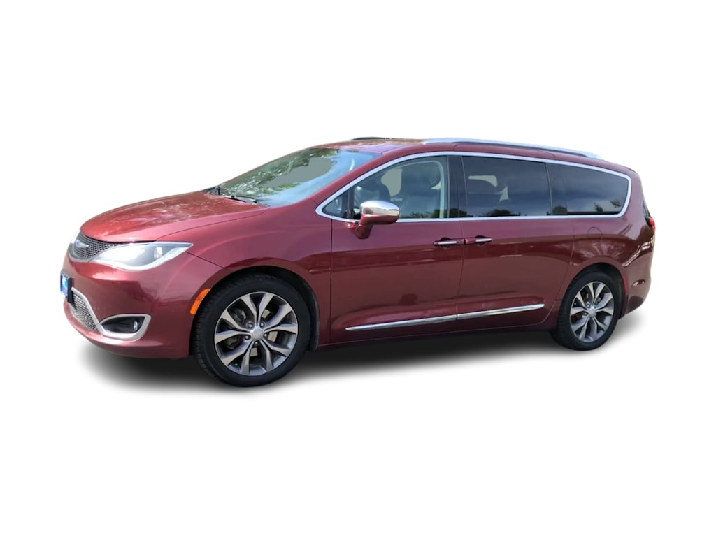Thumbnail: 2019 Chrysler Pacifica - 3
