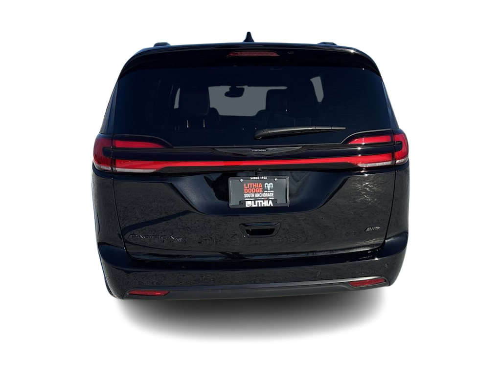 Thumbnail: 2026 Chrysler Pacifica - 5