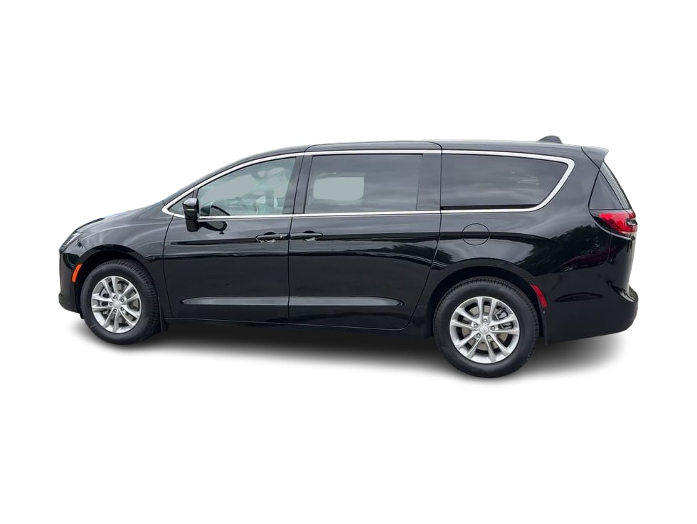 Thumbnail: 2027 Chrysler Pacifica - 20