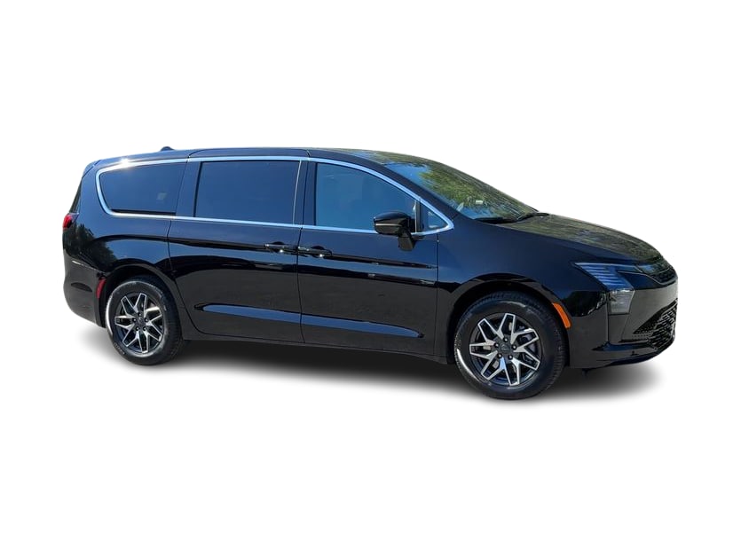 Thumbnail: 2027 Chrysler Pacifica - 26