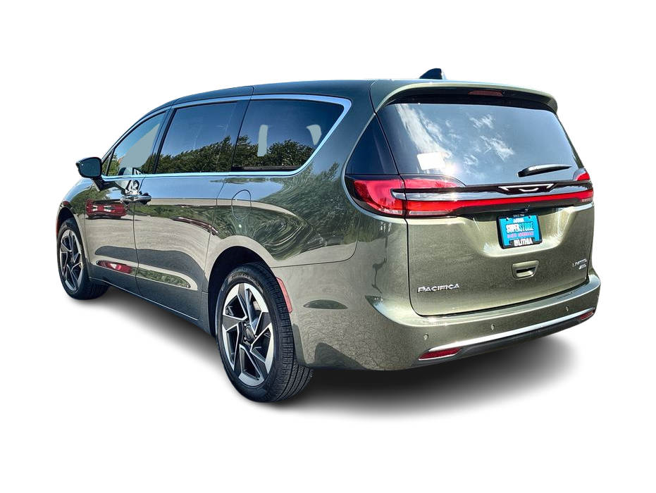 Thumbnail: 2027 Chrysler Pacifica - 4