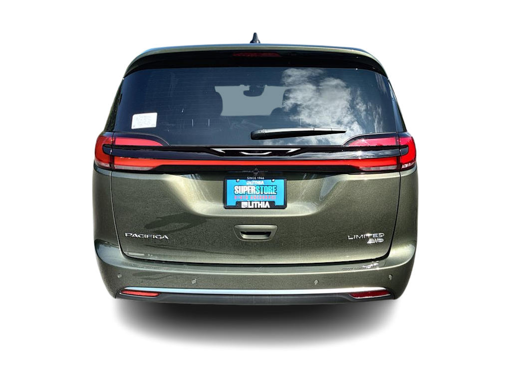 Thumbnail: 2027 Chrysler Pacifica - 5