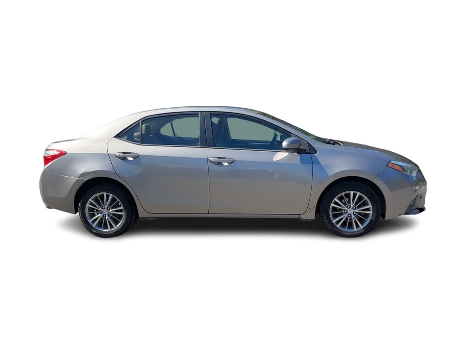 Thumbnail: 2015 Toyota Corolla - 25