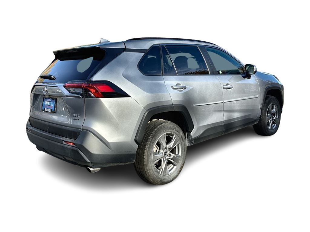 Thumbnail: 2024 Toyota RAV4 - 18
