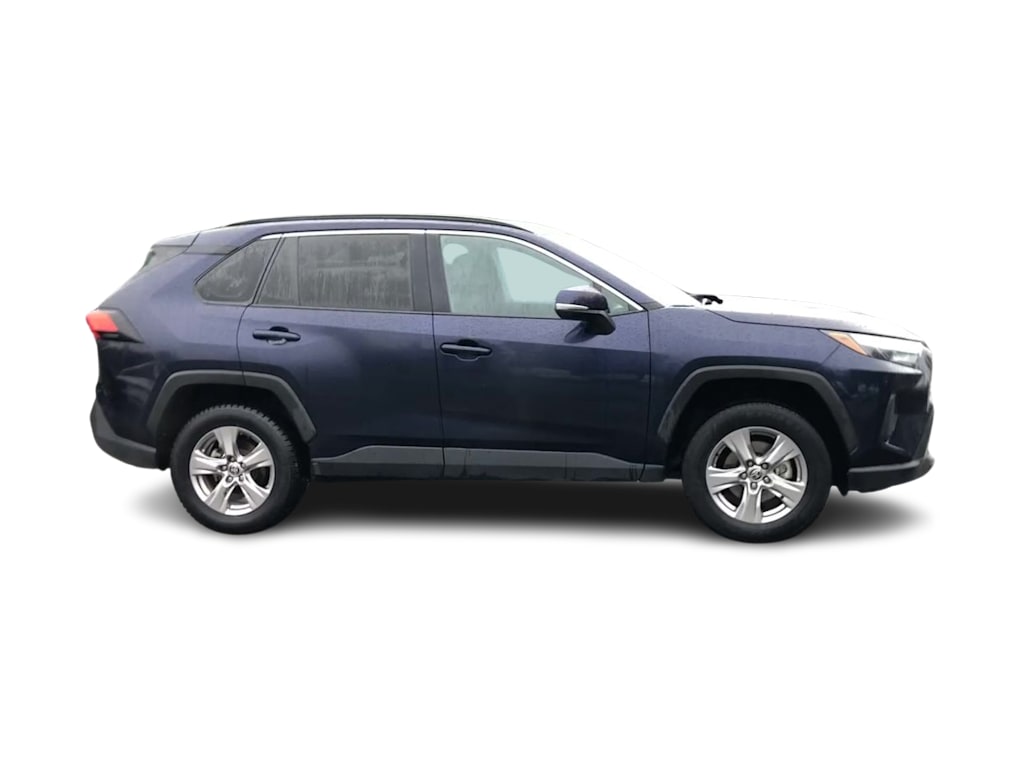 2022 Toyota RAV4 XLE 25