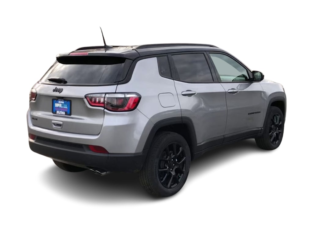 Thumbnail: 2022 Jeep Compass - 24