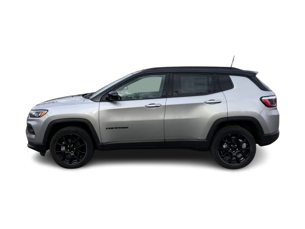Thumbnail: 2022 Jeep Compass - 20