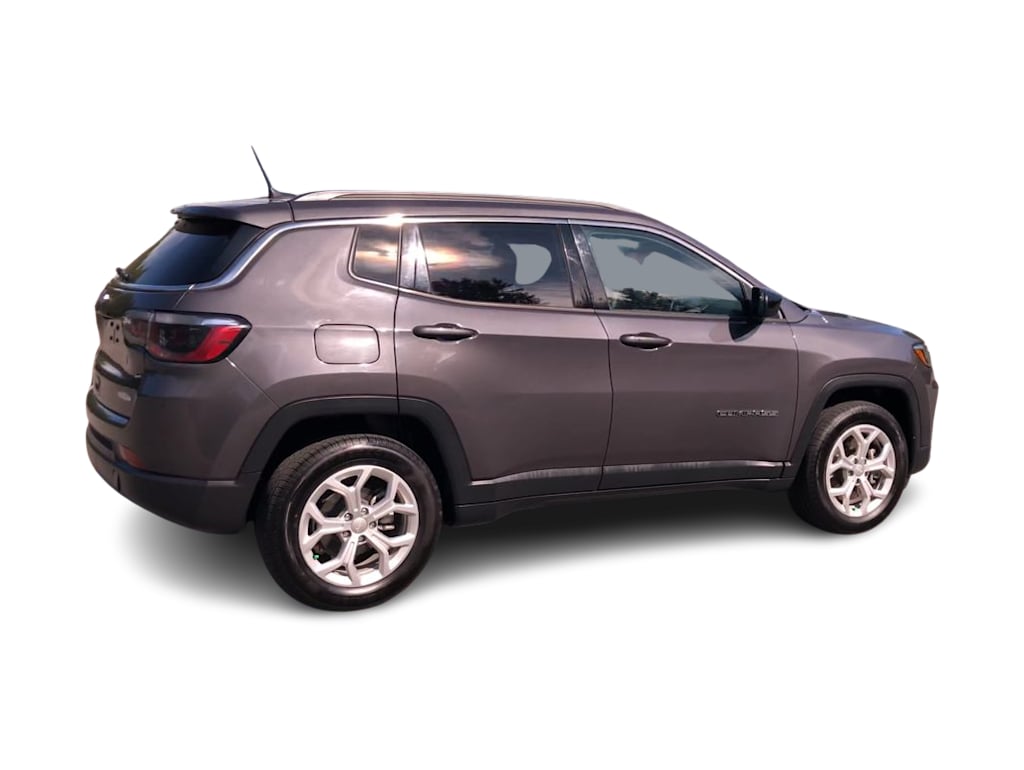 Thumbnail: 2024 Jeep Compass - 24