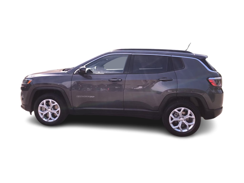 Thumbnail: 2024 Jeep Compass - 20
