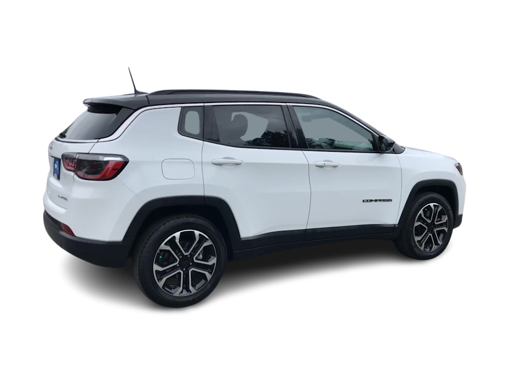 Thumbnail: 2024 Jeep Compass - 24