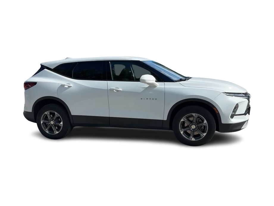 Thumbnail: 2025 Chevrolet Blazer - 27
