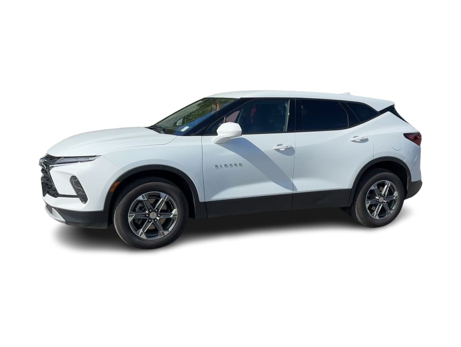 Thumbnail: 2025 Chevrolet Blazer - 3