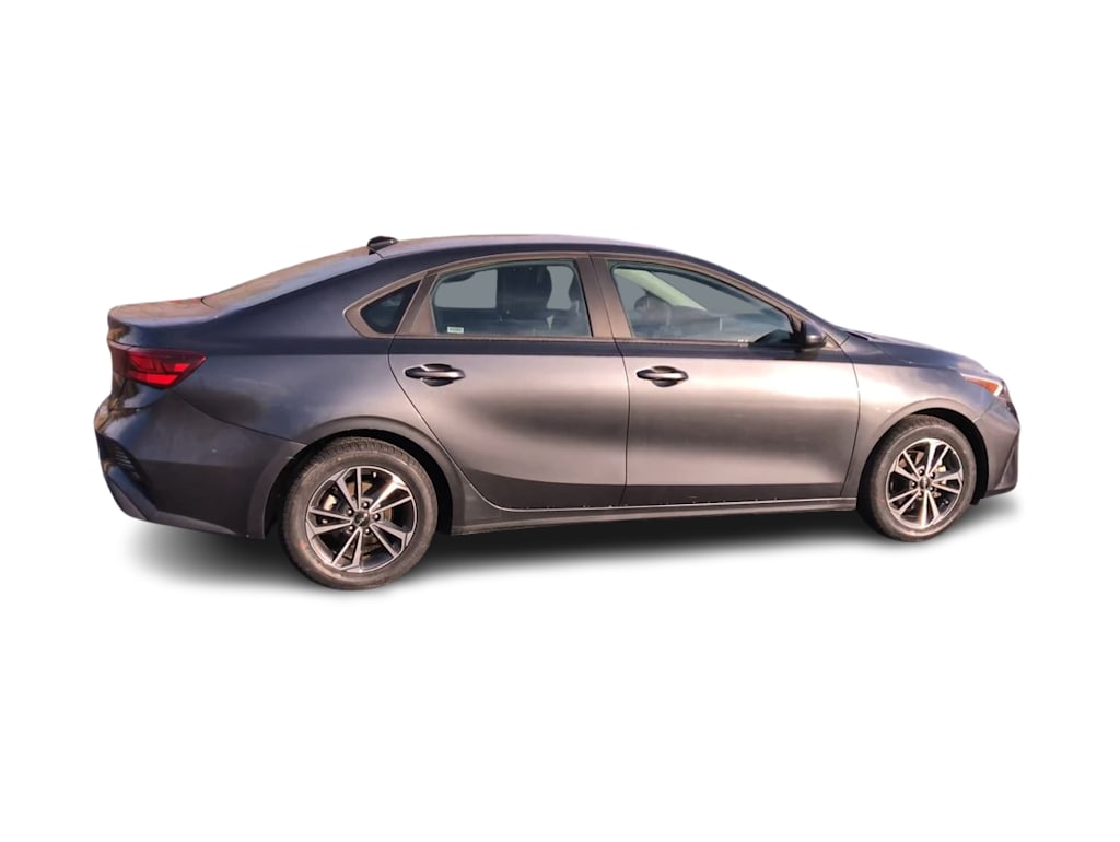 Thumbnail: 2024 Kia Forte - 26