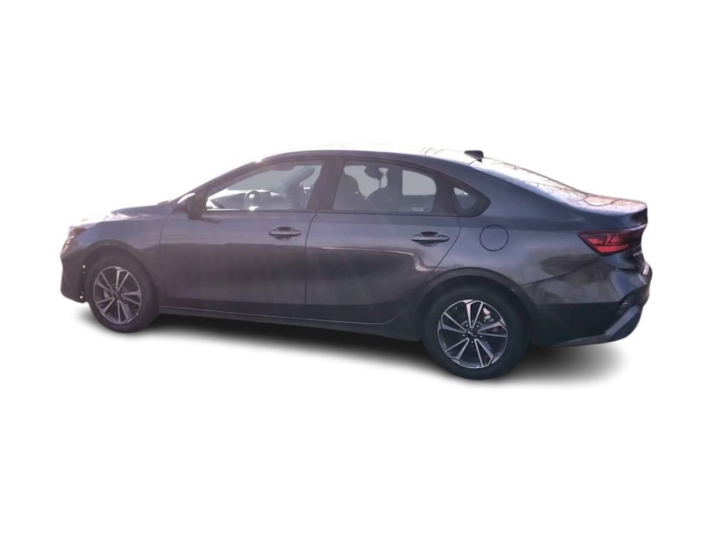 Thumbnail: 2024 Kia Forte - 22
