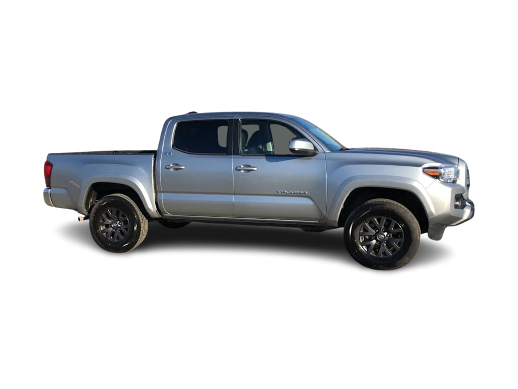 2022 Toyota Tacoma SR5 25