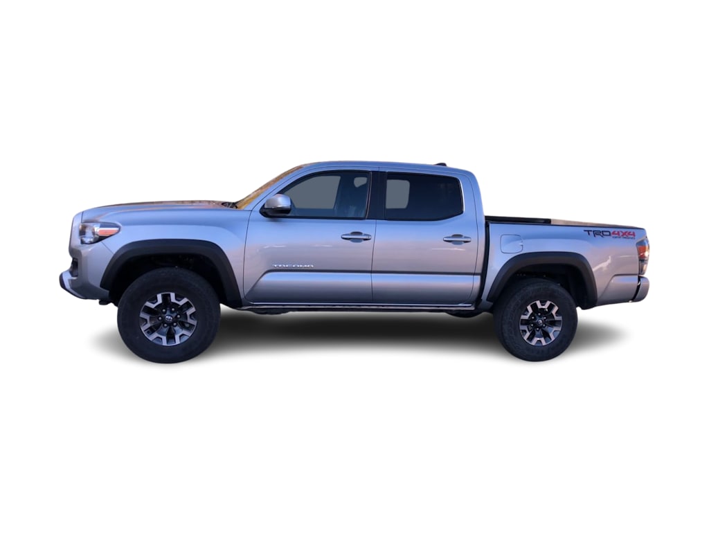 Thumbnail: 2023 Toyota Tacoma - 18