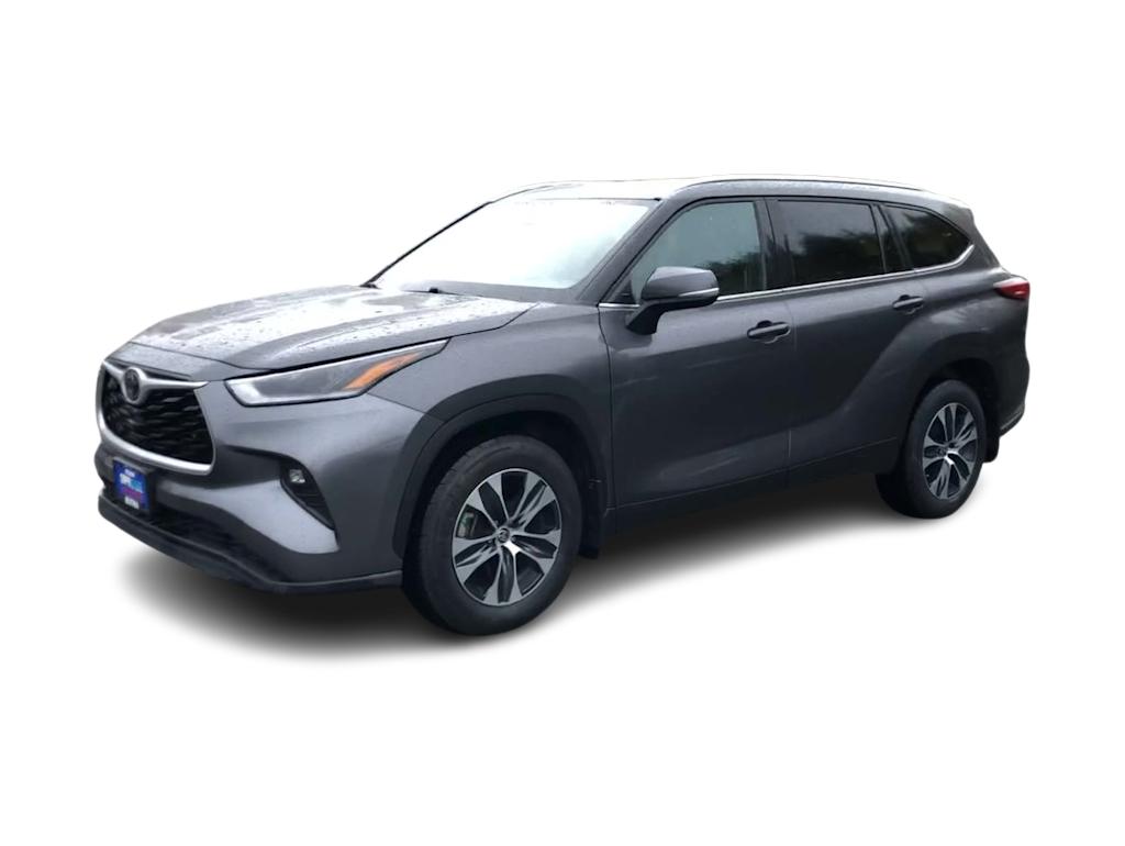 2021 Toyota Highlander XLE 18