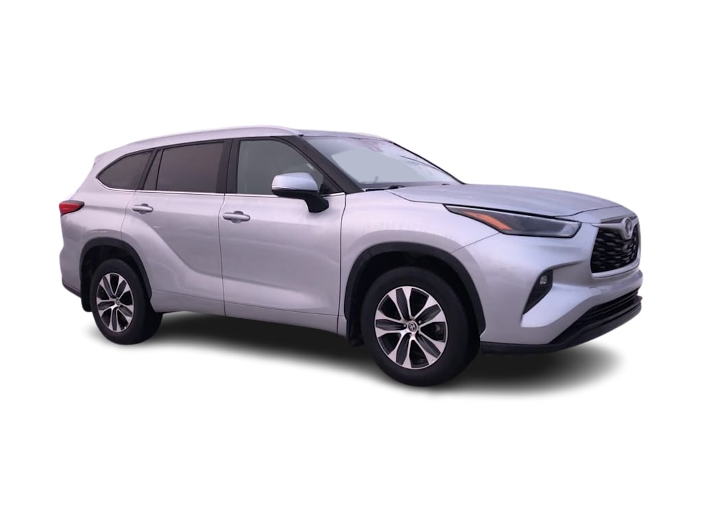 Thumbnail: 2023 Toyota Highlander - 20