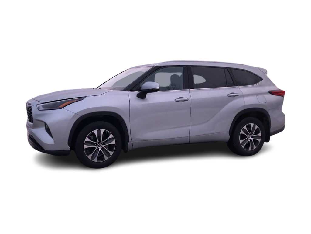 Thumbnail: 2023 Toyota Highlander - 3