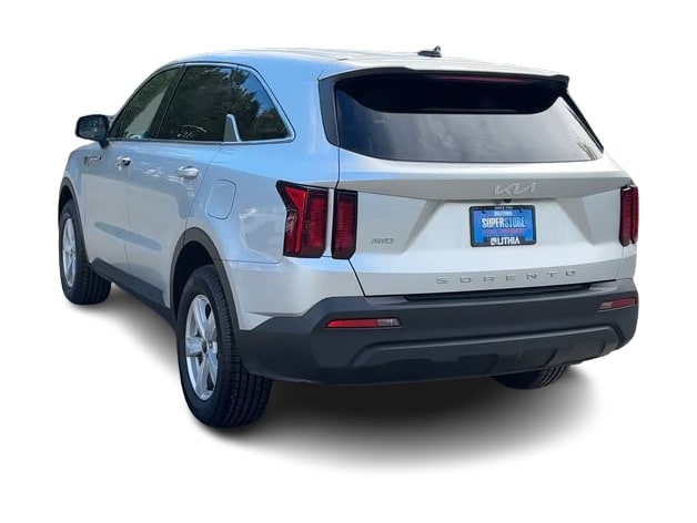 Thumbnail: 2022 Kia Sorento - 5