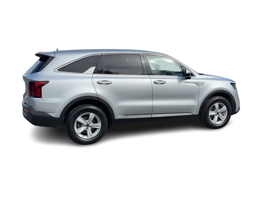 Thumbnail: 2022 Kia Sorento - 25