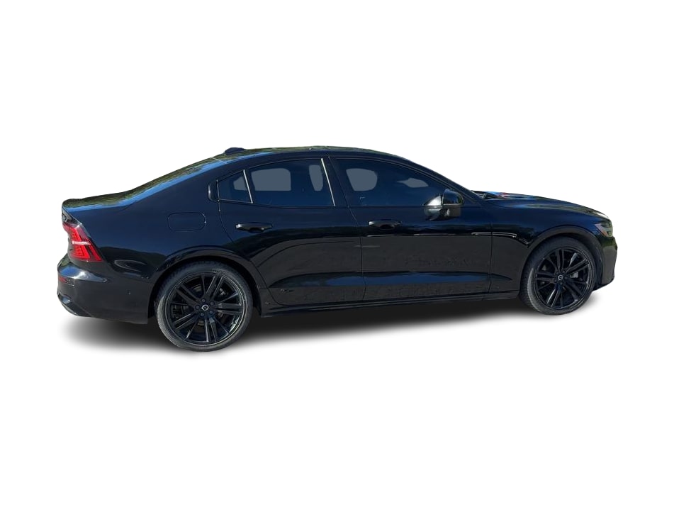 Thumbnail: 2024 Volvo S60 - 25