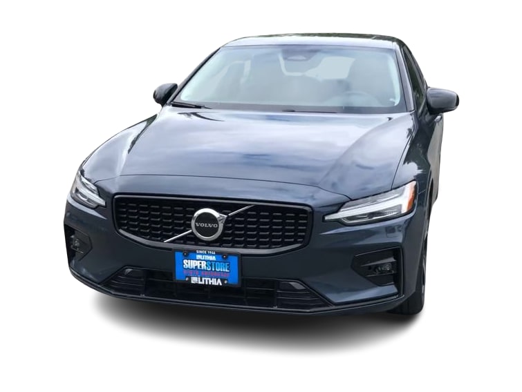 Thumbnail: 2024 Volvo S60 - 16