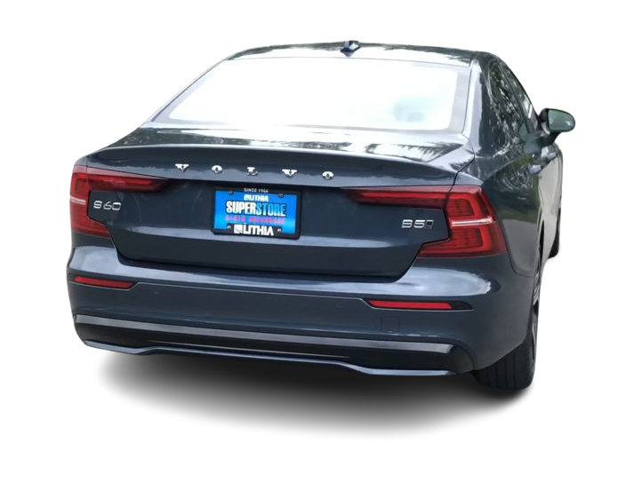 Thumbnail: 2024 Volvo S60 - 21