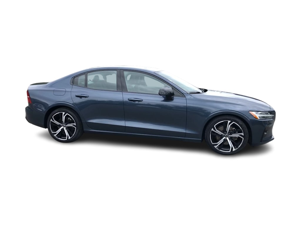 Thumbnail: 2024 Volvo S60 - 25