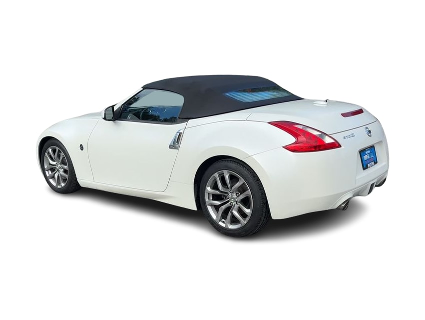Thumbnail: 2012 Nissan Z - 4