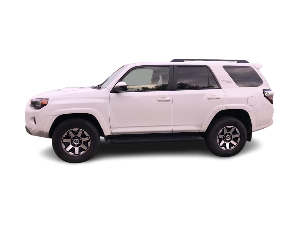 Thumbnail: 2024 Toyota 4Runner - 19