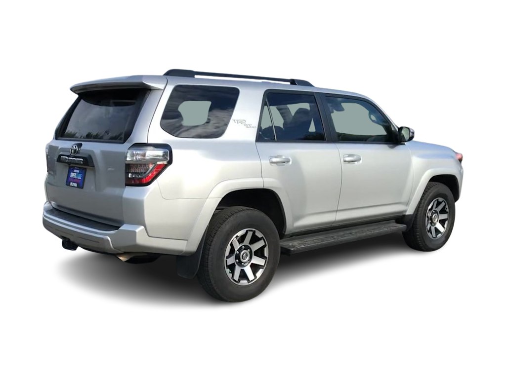 2022 Toyota 4Runner TRD Off Road 23