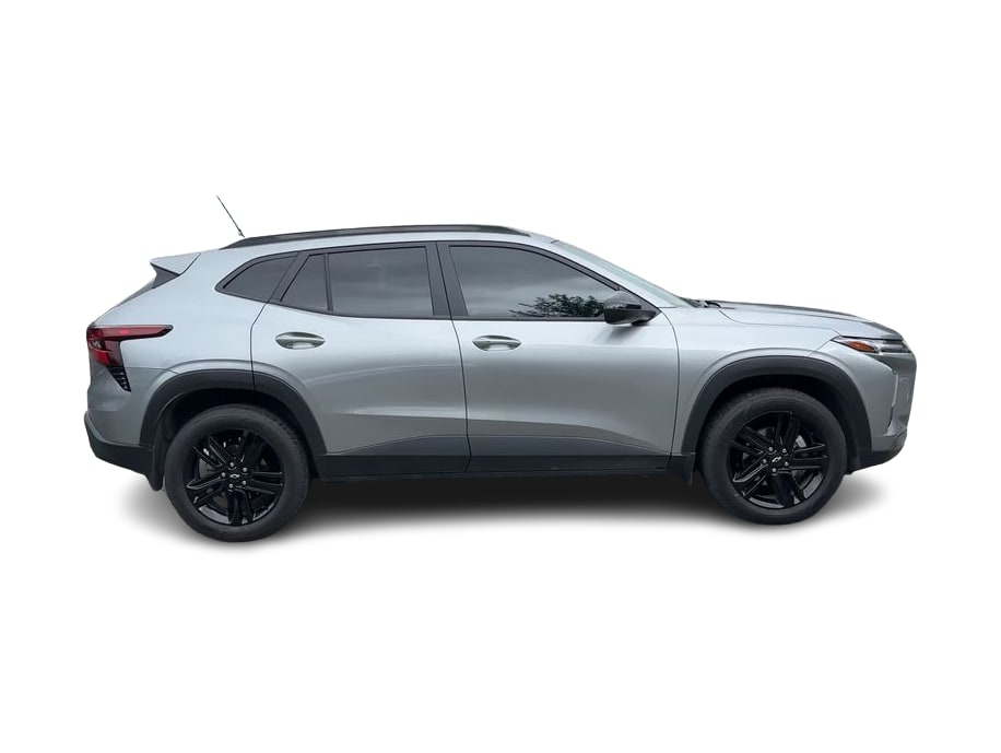 Thumbnail: 2025 Chevrolet Trax - 26