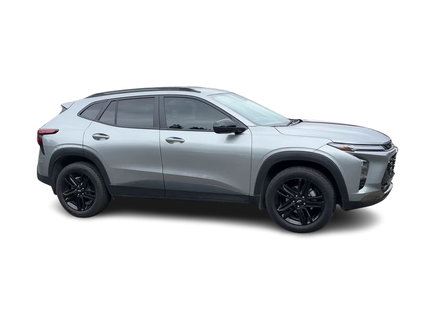 Thumbnail: 2025 Chevrolet Trax - 27